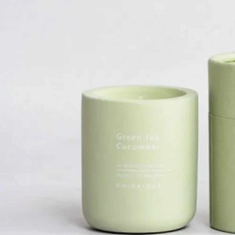 CHICKIDEE Green Tea Cucumber Concrete Candle